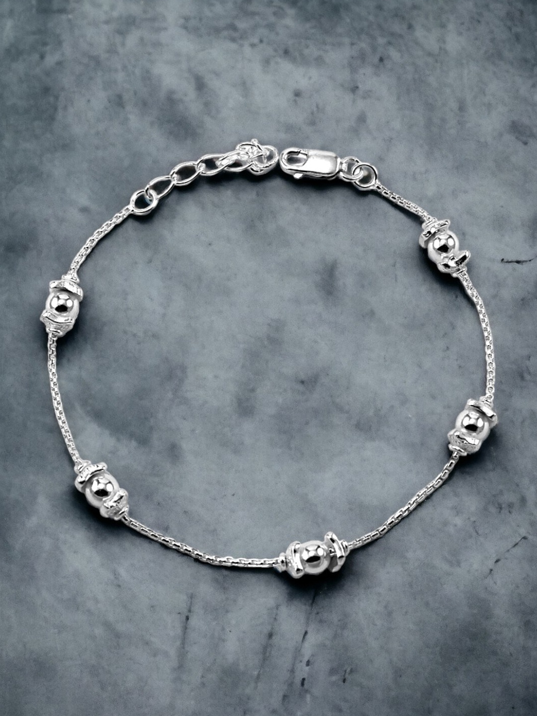 

Taraash 925 Sterling Silver Link Bracelet