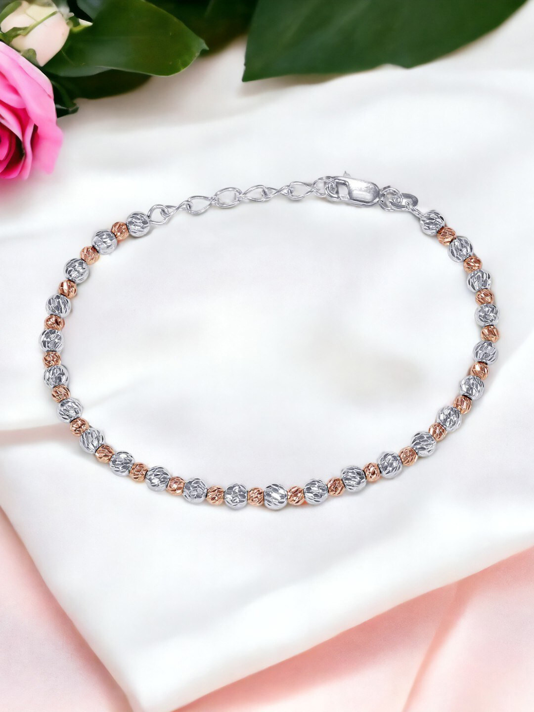 

Taraash 925 Sterling Silver Gold Plated Link Bracelet