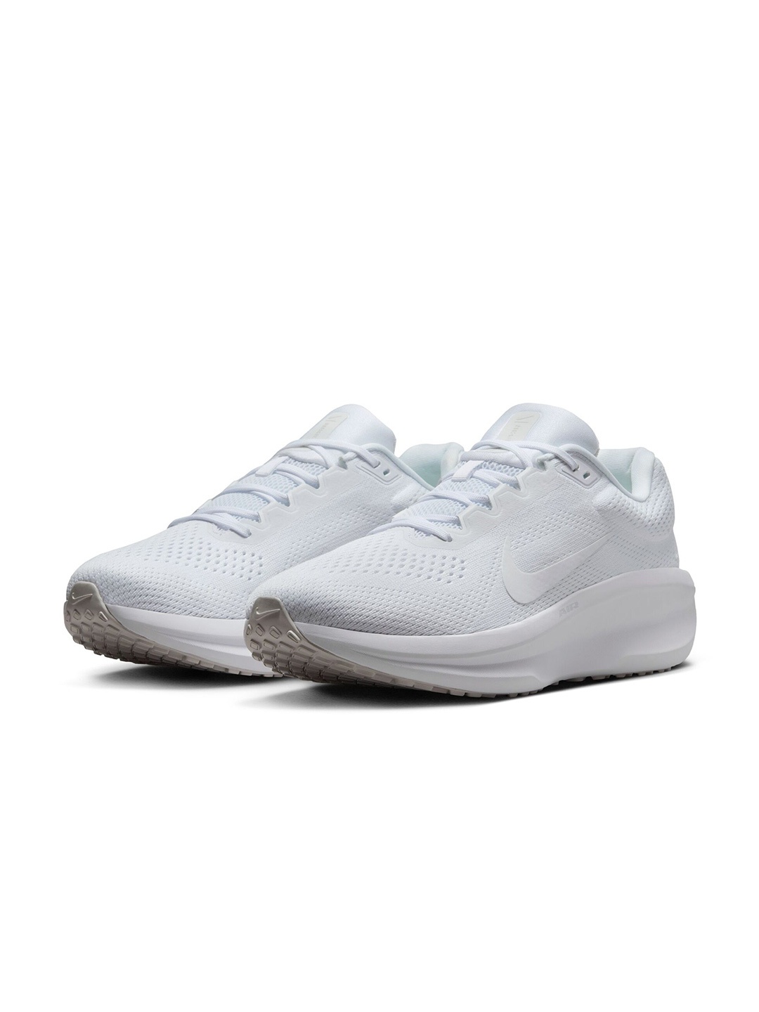 

Nike Men Winflo 11 Road Running Shoes, White