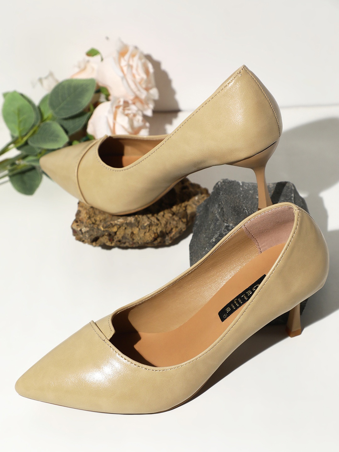 

LULU & SKY Pointed Toe Slim Pumps, White