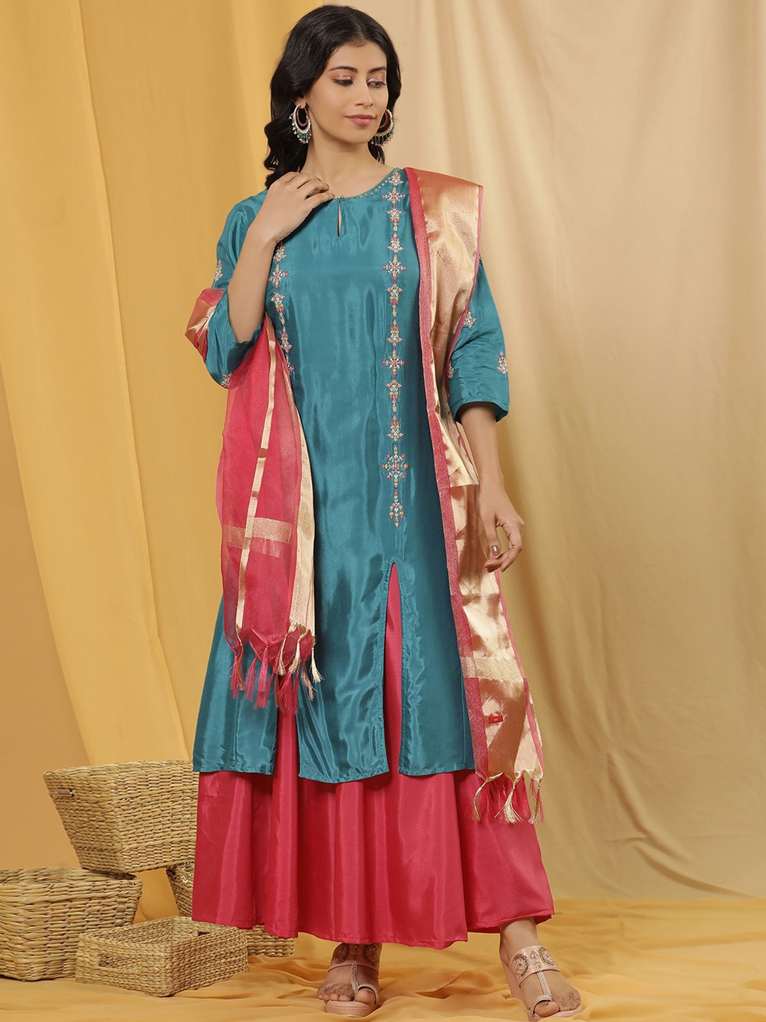 

W Ethnic Motifs Embroidered Regular Thread Work Kurta with Palazzos & Dupatta, Blue