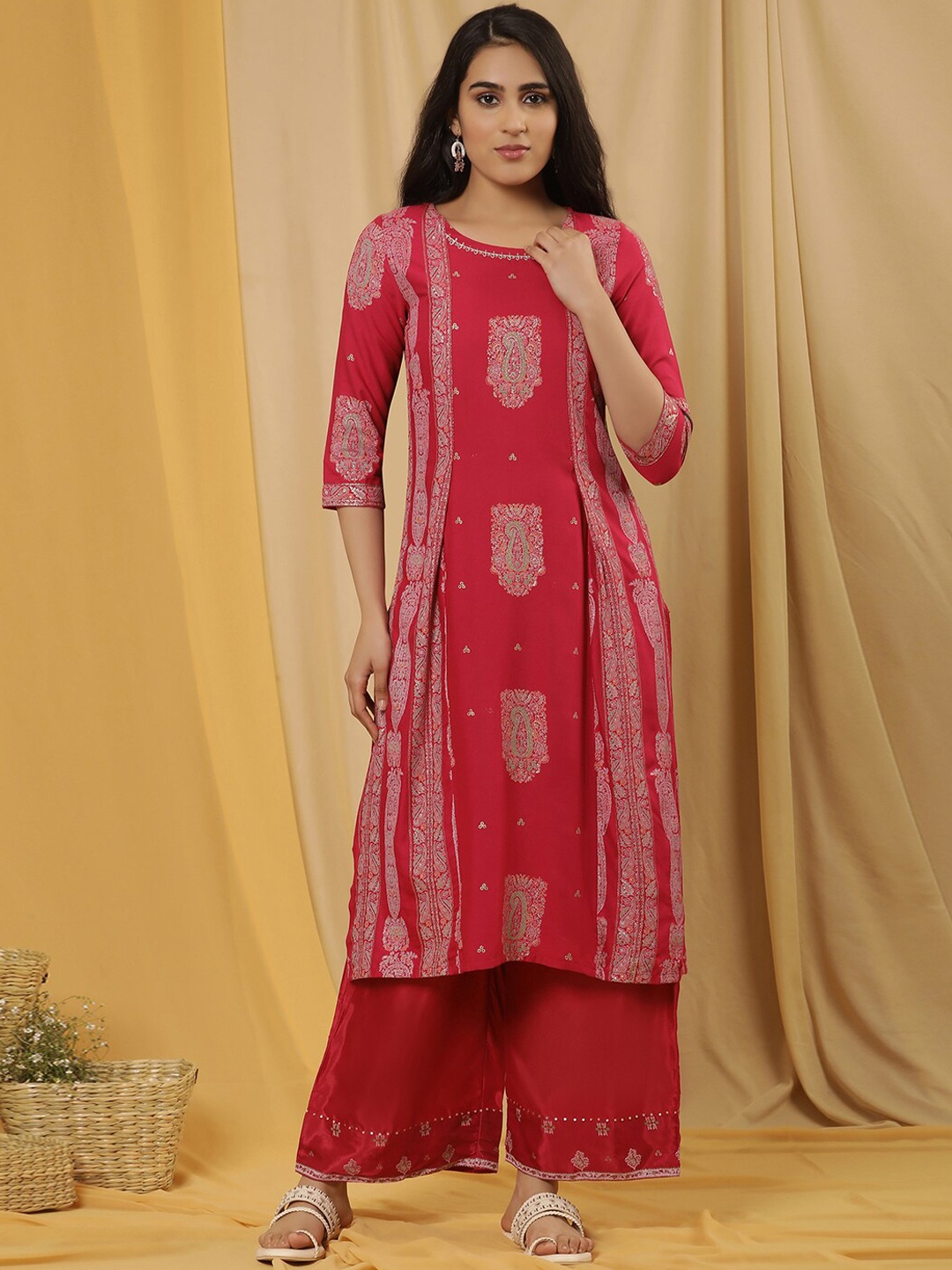

W Ethnic Motifs Printed Regular Kurta with Trousers, Pink