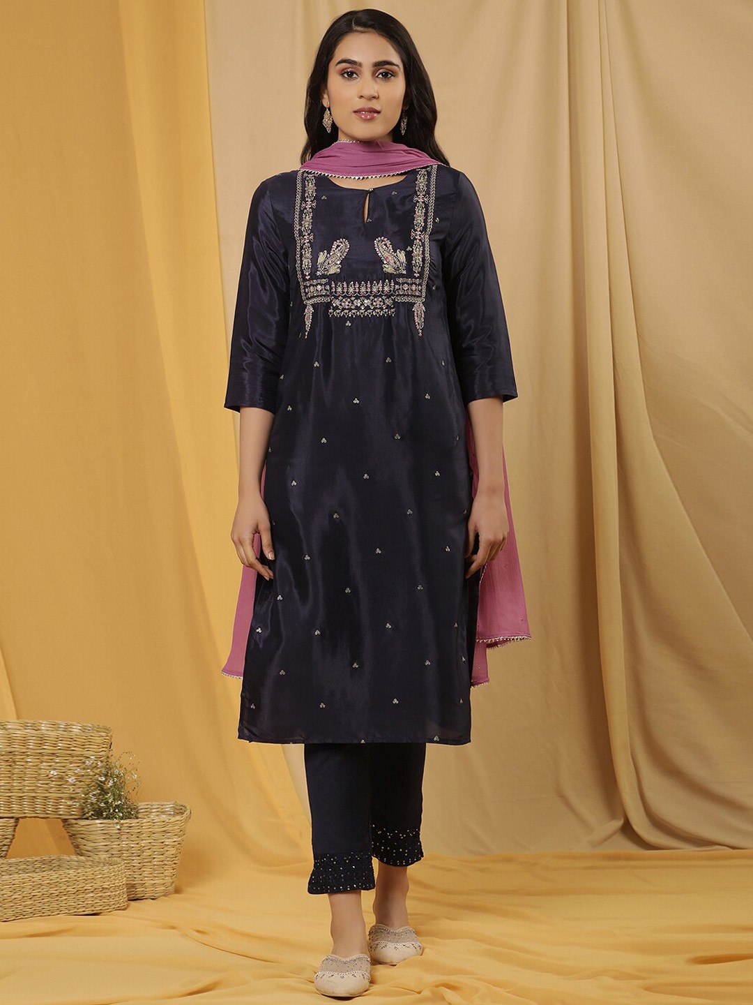 

W Ethnic Motifs Embroidered Keyhole Neck Straight Kurta With Trouser & Dupatta, Blue