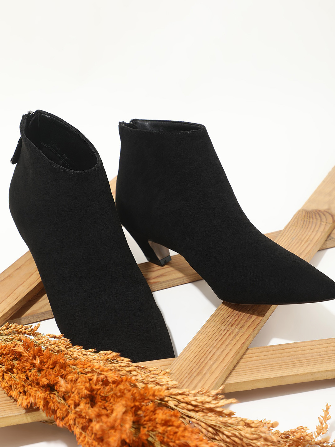 

LULU & SKY Women Pointed Toe Mid Top Block Heeled Boots, Black