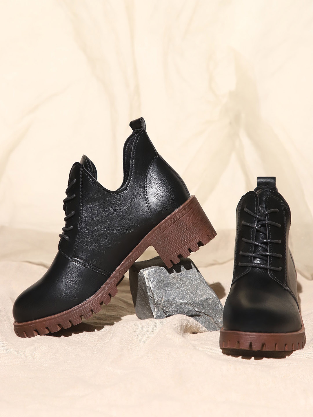 

LULU & SKY Women Block-Heeled Boots, Black