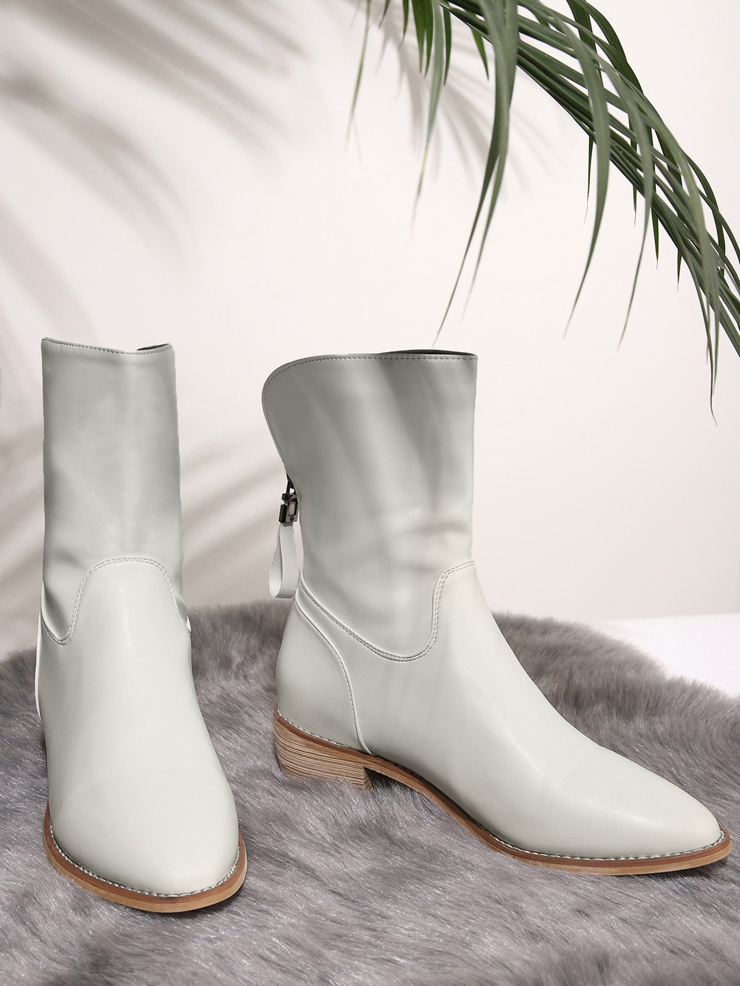 

LULU & SKY Women Ankle-Length Block Heeled Leather Boots, White
