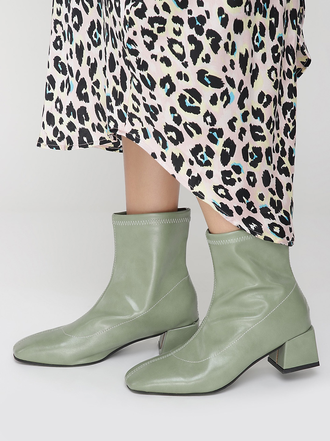 

LULU & SKY Women Block-Heeled Boots, Green