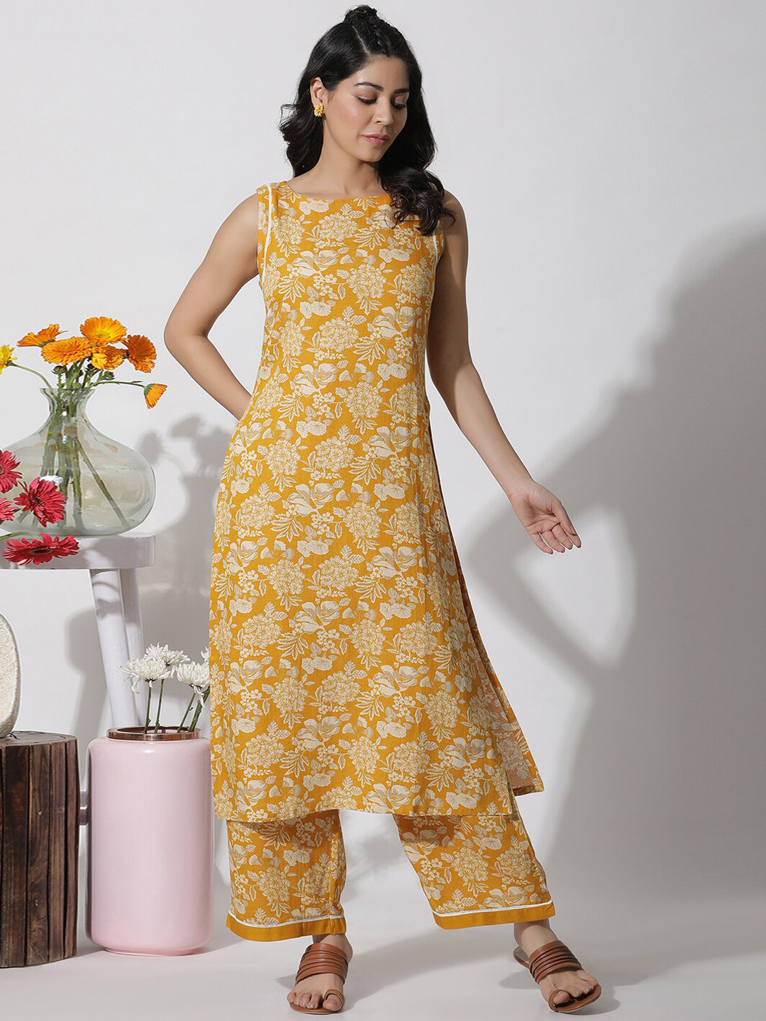 

W Ethnic Motifs Printed Regular Kurta with Palazzos, Yellow