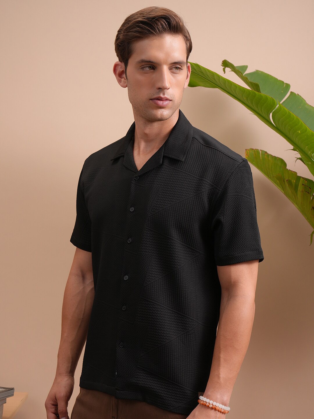 LOCOMOTIVE Popcorn Textured Cuban Collar Relaxed Shirt, Black