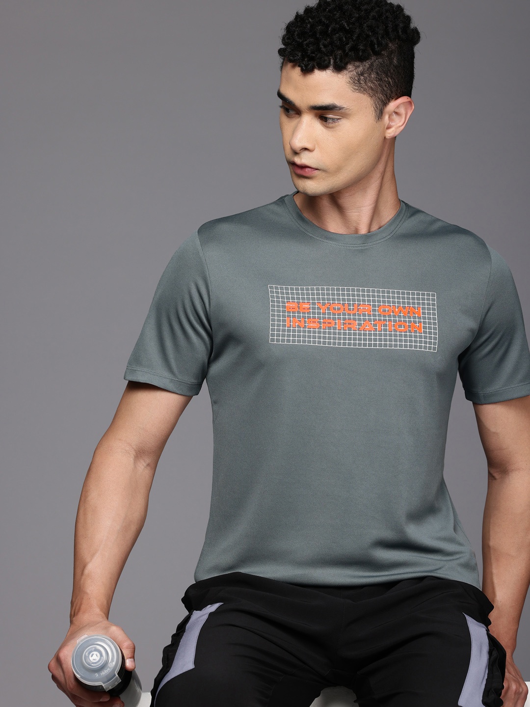 

HRX by Hrithik Roshan Men Typography T-shirt, Grey
