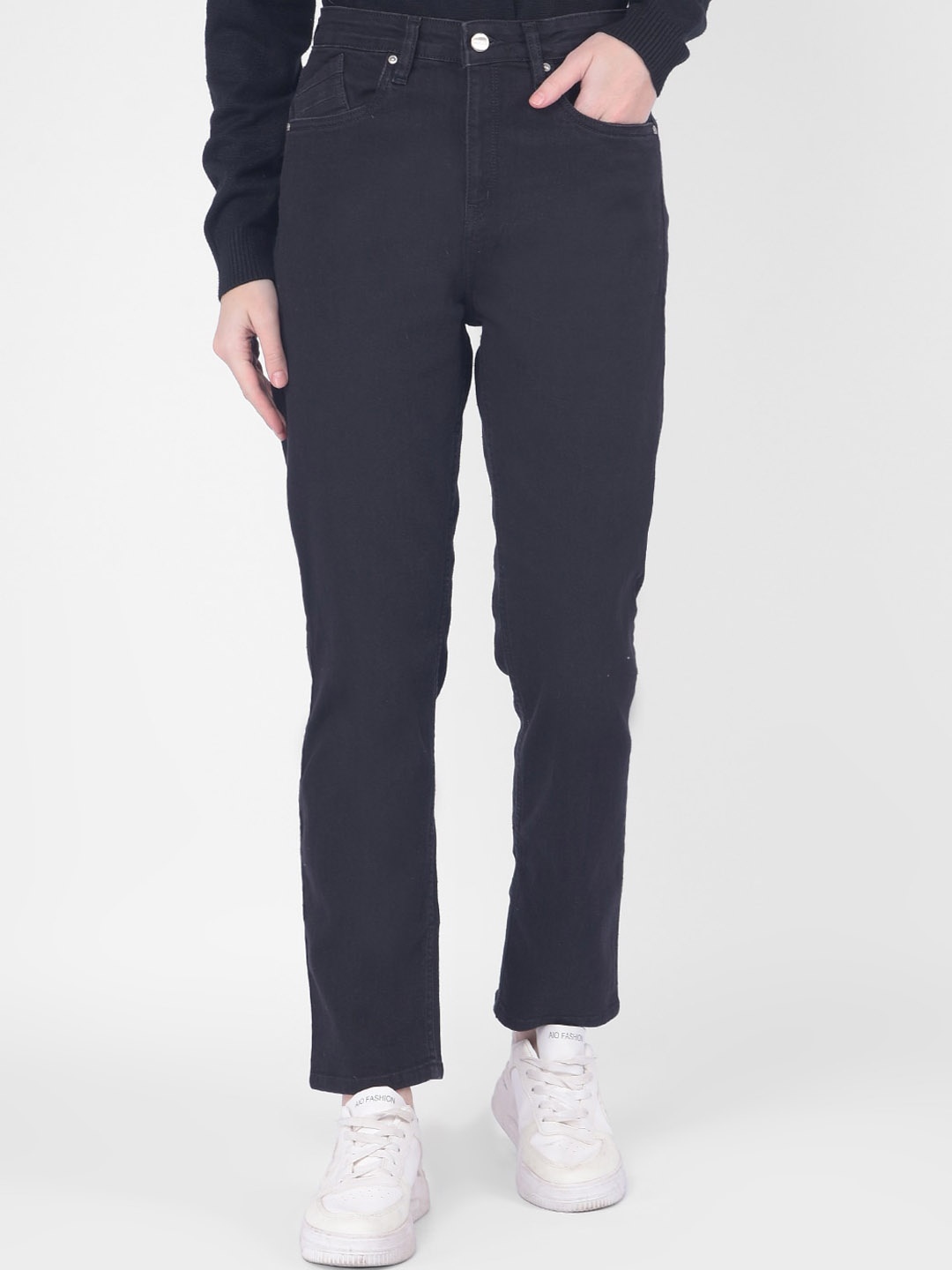 

Numero Uno Women Solid Tapered Fit Sustainable Stretchable Jeans, Black
