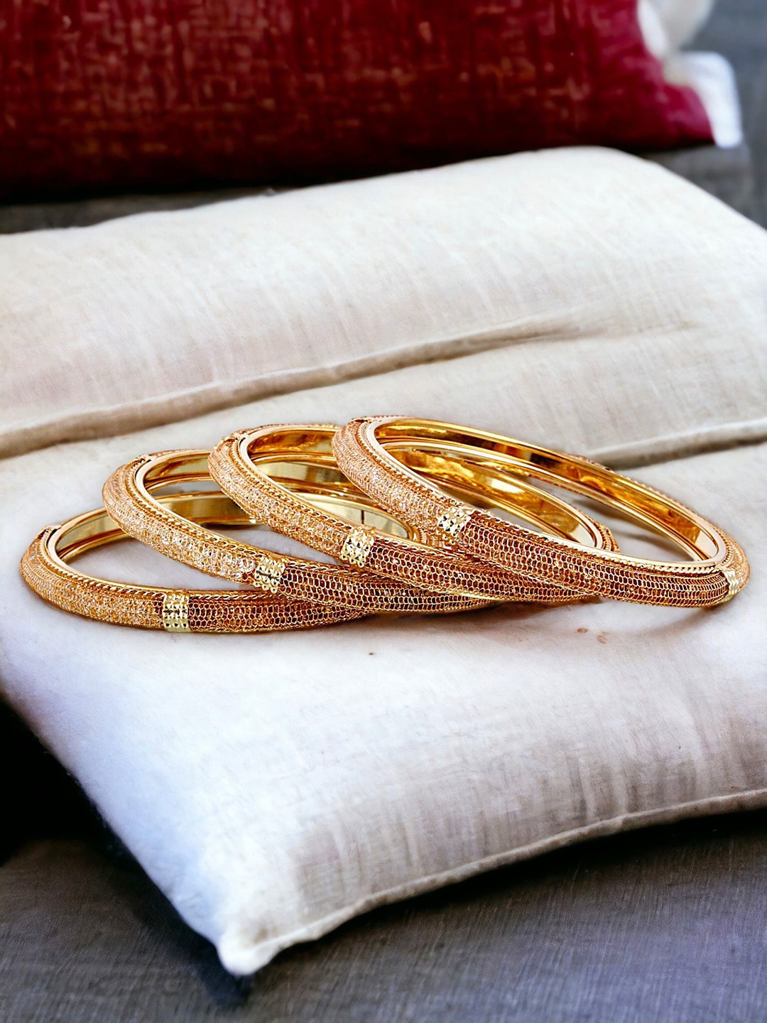 LUCKY JEWELLERY Set Of 4 Gold-Plated CZ Studded Bangles