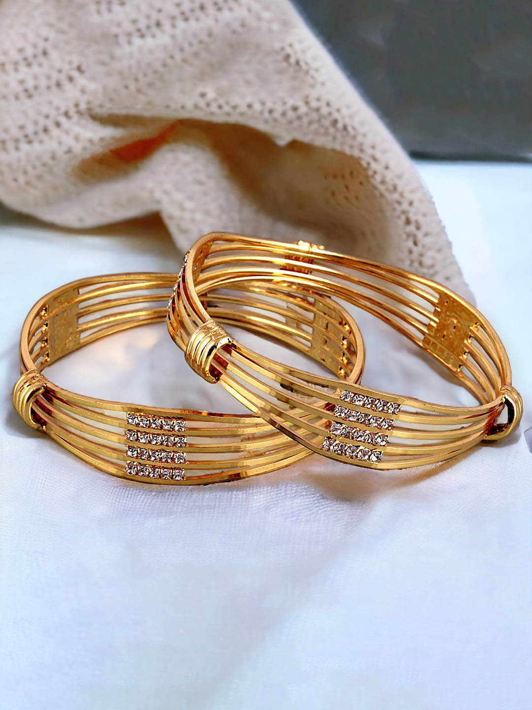 

LUCKY JEWELLERY Set Of 2 Gold Plated Cubic Zirconia Studded Bangles