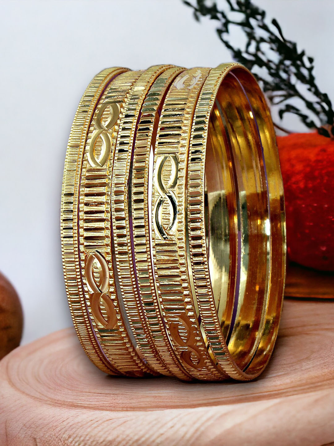

LUCKY JEWELLERY Set Of 6 Gold-Plated Bangles