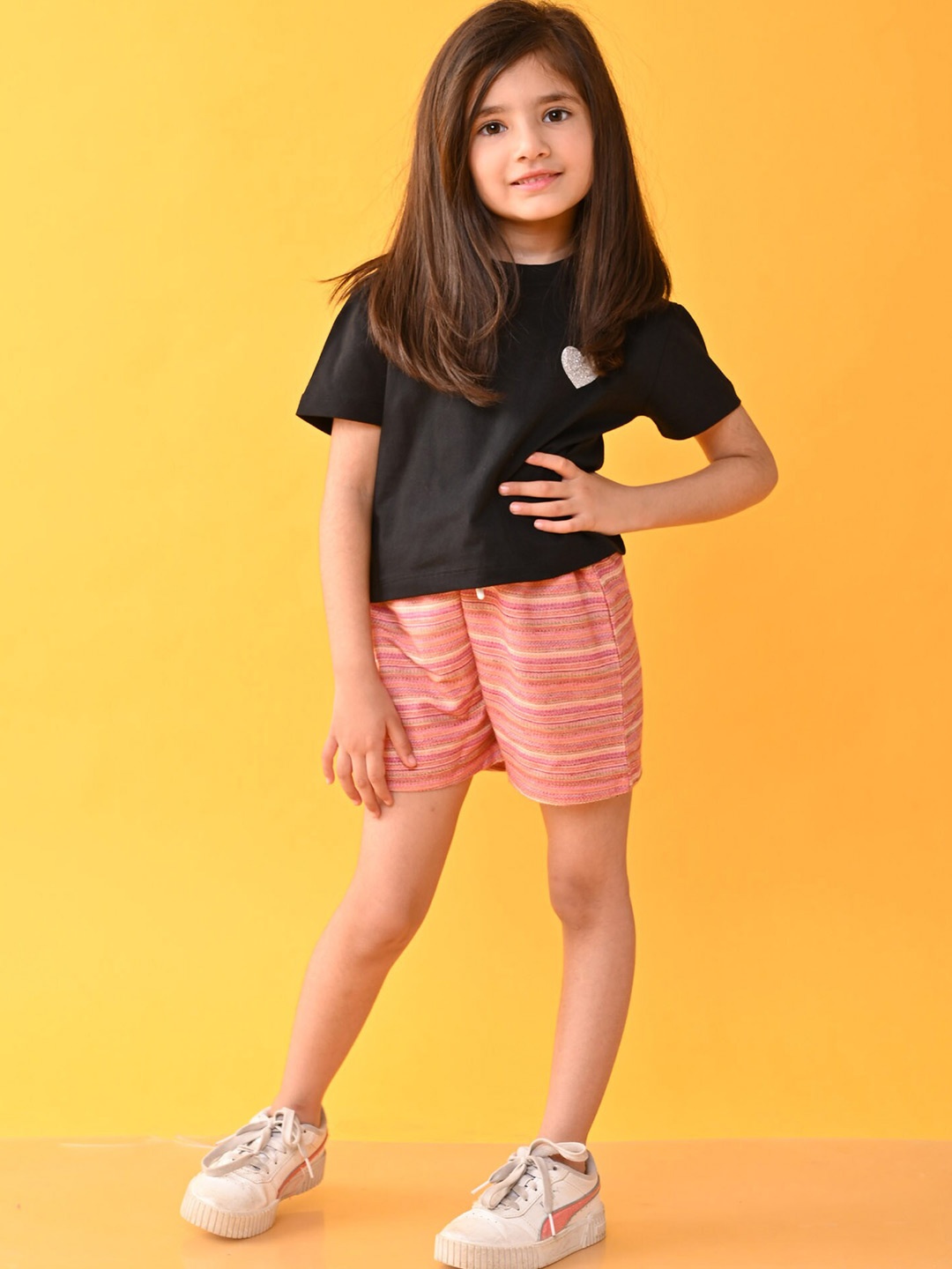 

Anthrilo Girls Printed Pure Cotton T-shirt with Shorts, Black