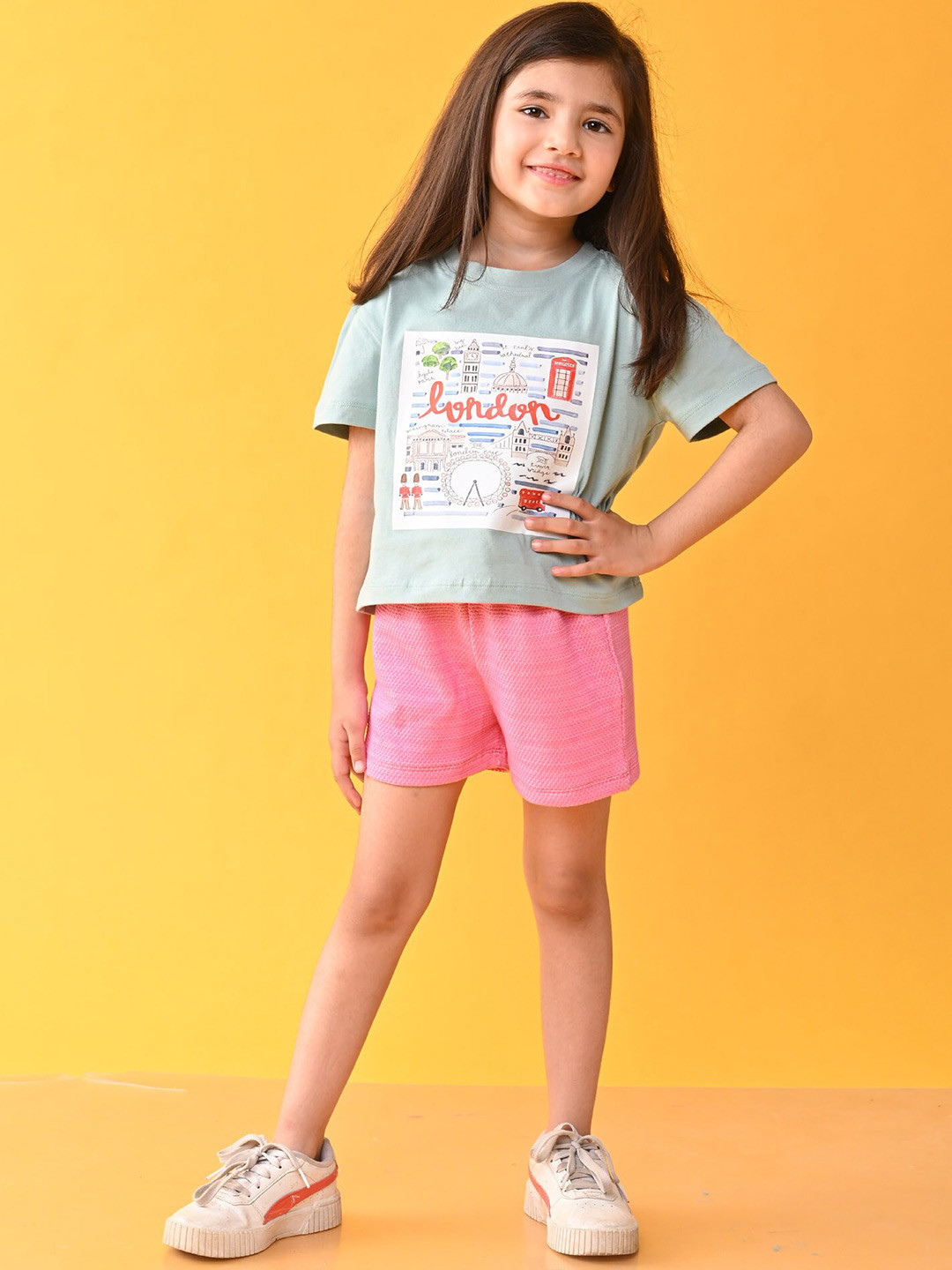 

Anthrilo Girls Printed T-shirt with Shorts, Blue