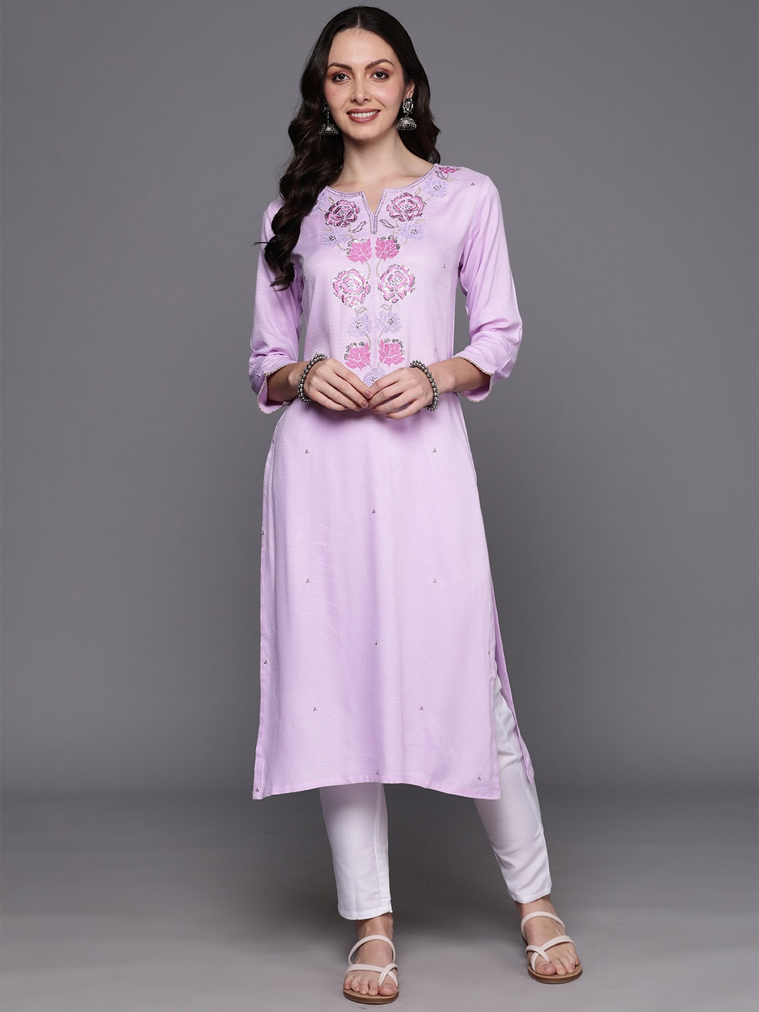 

Anouk Floral Embroidered Three-Quarter Sleeves Thread Work Straight Kurta, Lavender