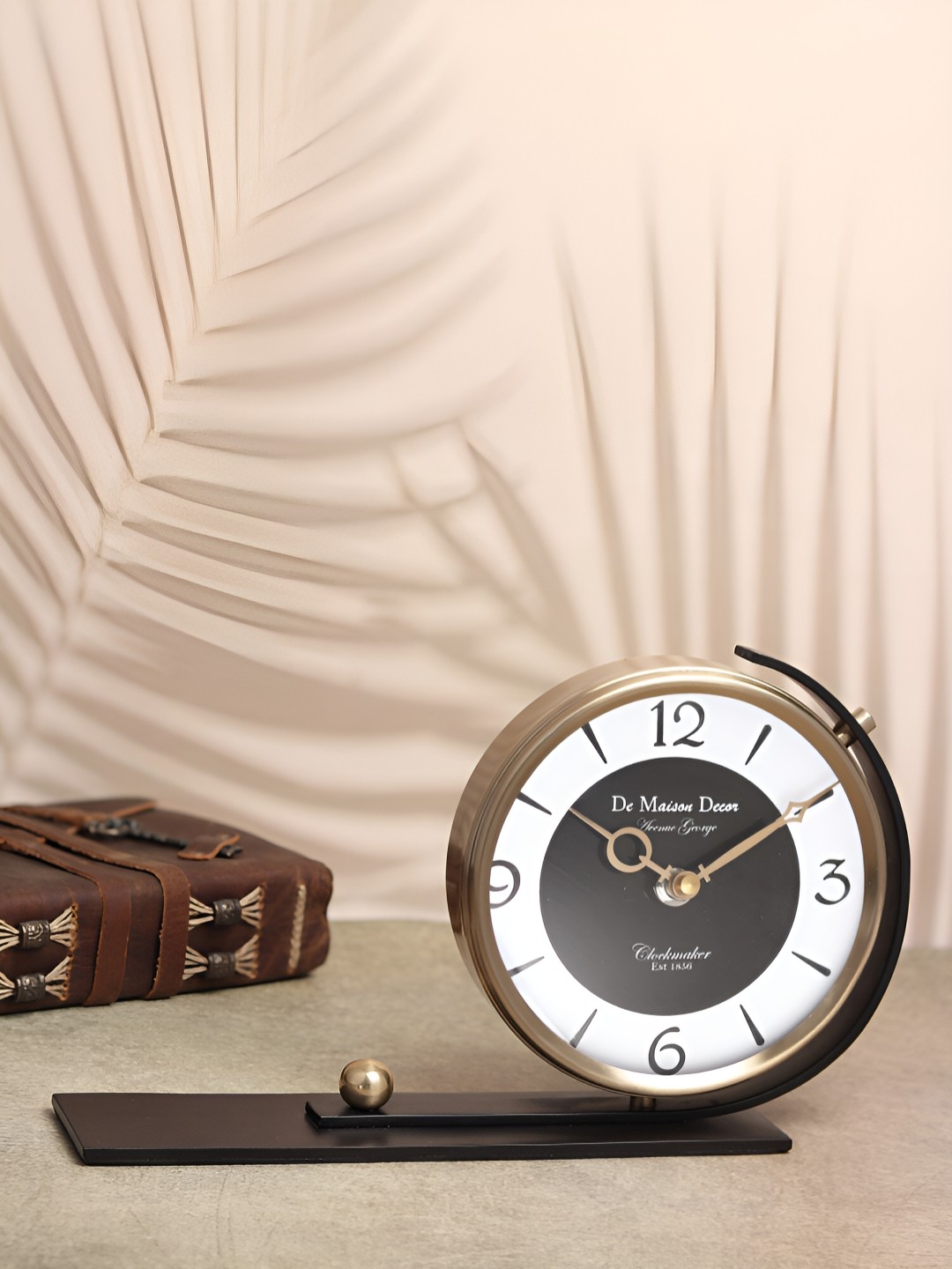 

Decor de Maison Gold-Toned & Black Round Vintage Table Clock
