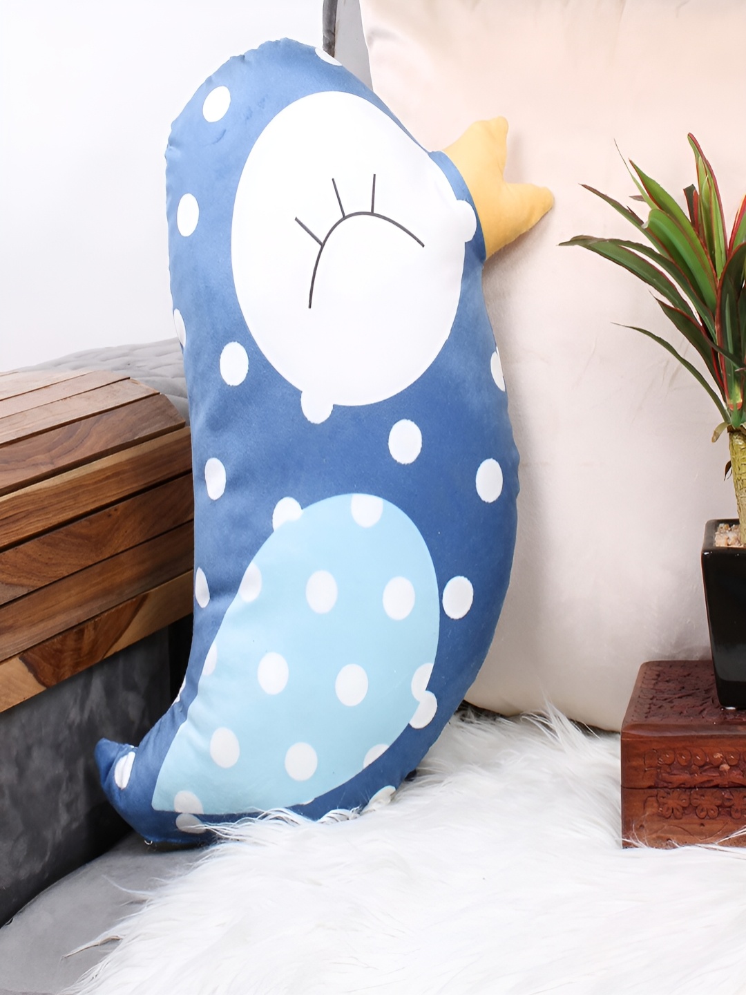 

STITCHNEST Blue & White Printed Velvet Bird Shape Filled Cushion