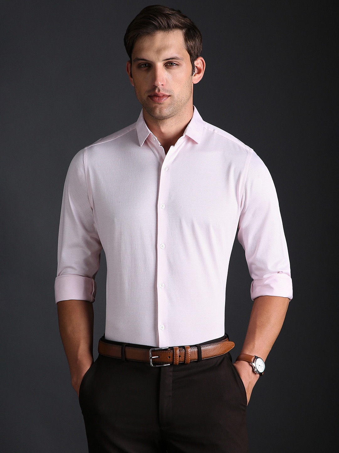 

Bergamo Slim Fit Spread Collar Long Sleeves Cotton Formal Shirt, Pink
