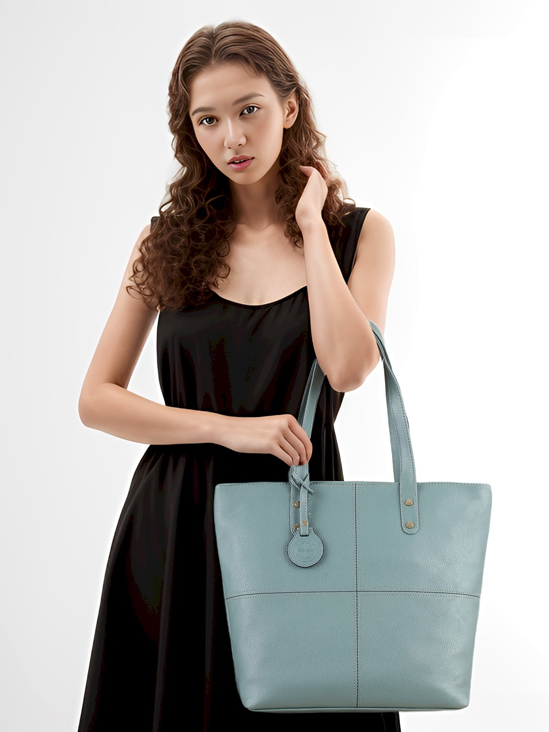 

Toteteca Structured Shoulder Bag, Green