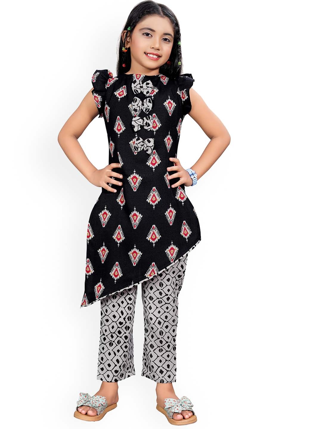 

SWAADHI Girls Ethnic Motif Printed Flutter Sleeve Asymmetric A-Line Kurta with Trousers, Black