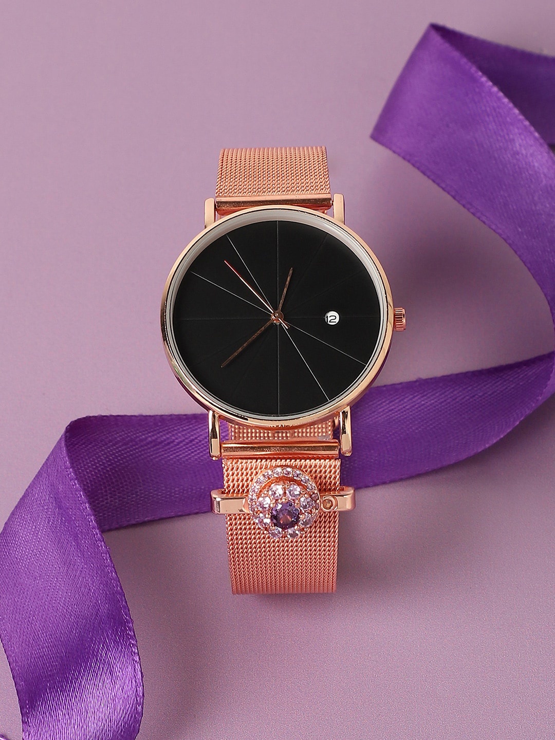 

HAUTE SAUCE by Campus Sutra Women Analog Watch With Amethyst Watch Charm, Rose gold