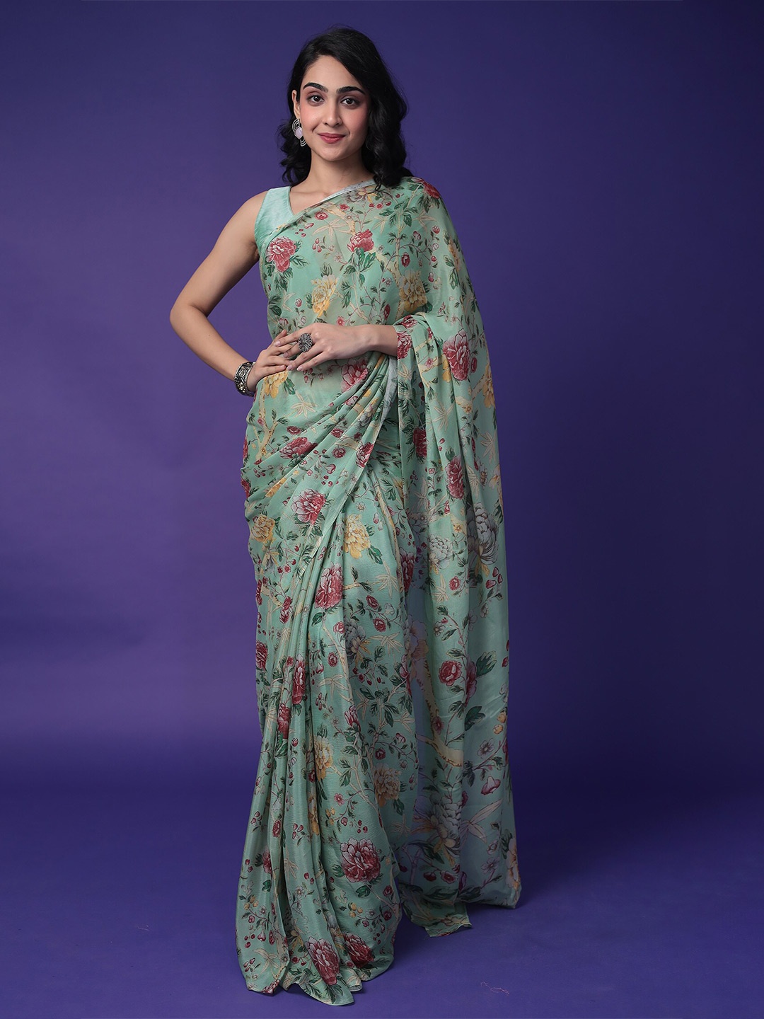 

ZARI Floral Printed Saree, Green