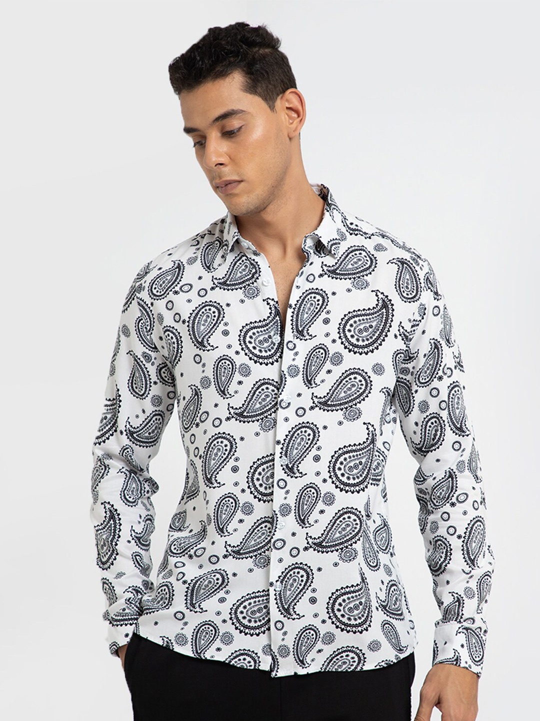 

Banana Club Classic Slim Fit Paisley Printed Satin Casual Shirt, White