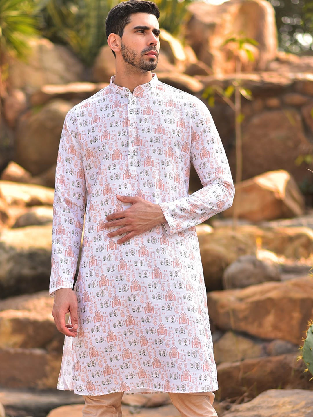 

HOUSE OF DEYANN Ethnic Motifs Printed Mandarin Collar Cotton Silk Kurta, Peach