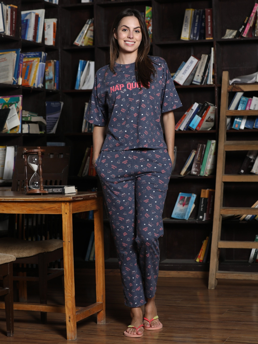 

MAYSIXTY Typography Printed Pure Cotton Night Suit, Navy blue