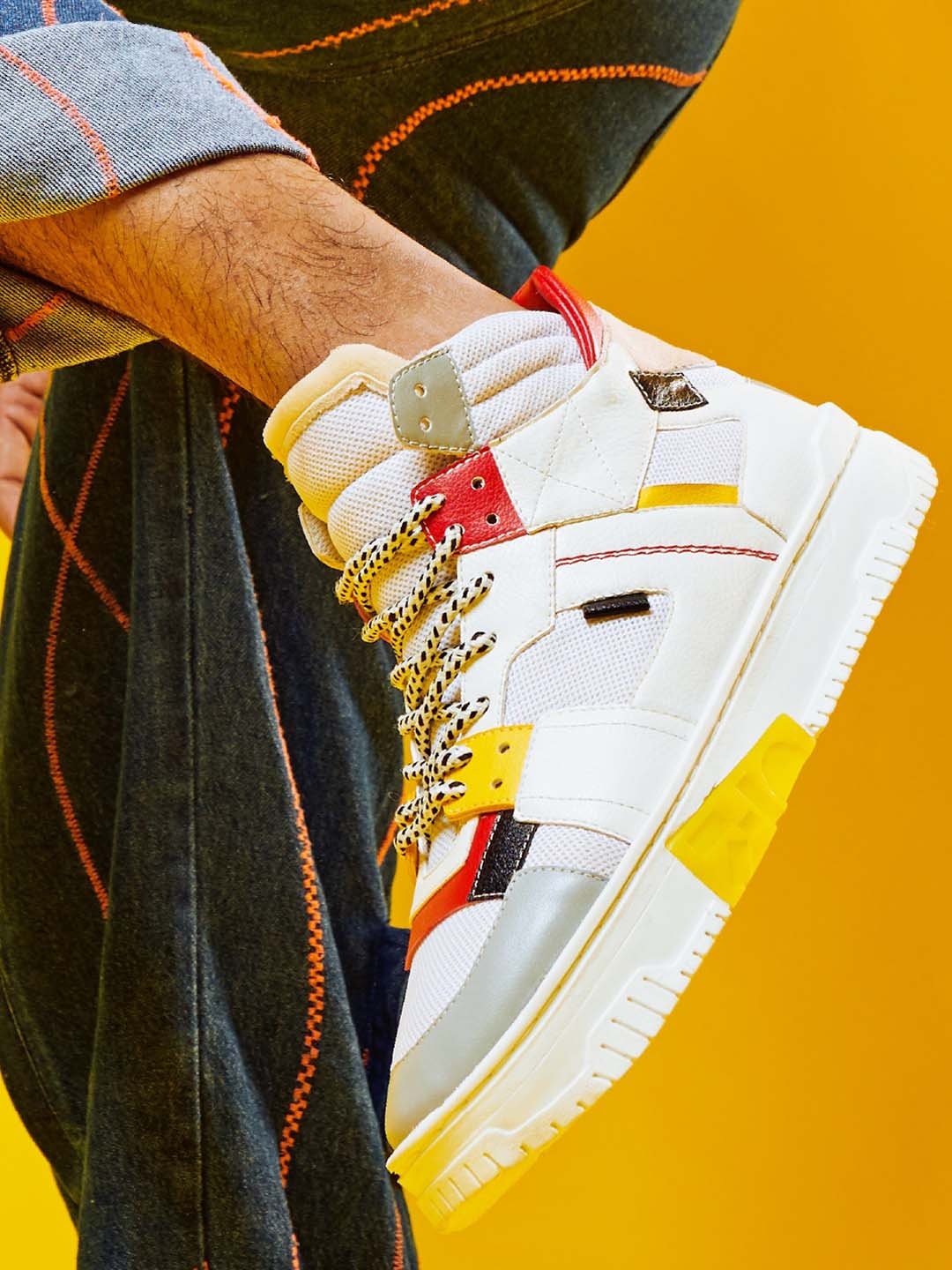 

7-10 Men Colourblocked High-Top Sneakers, White