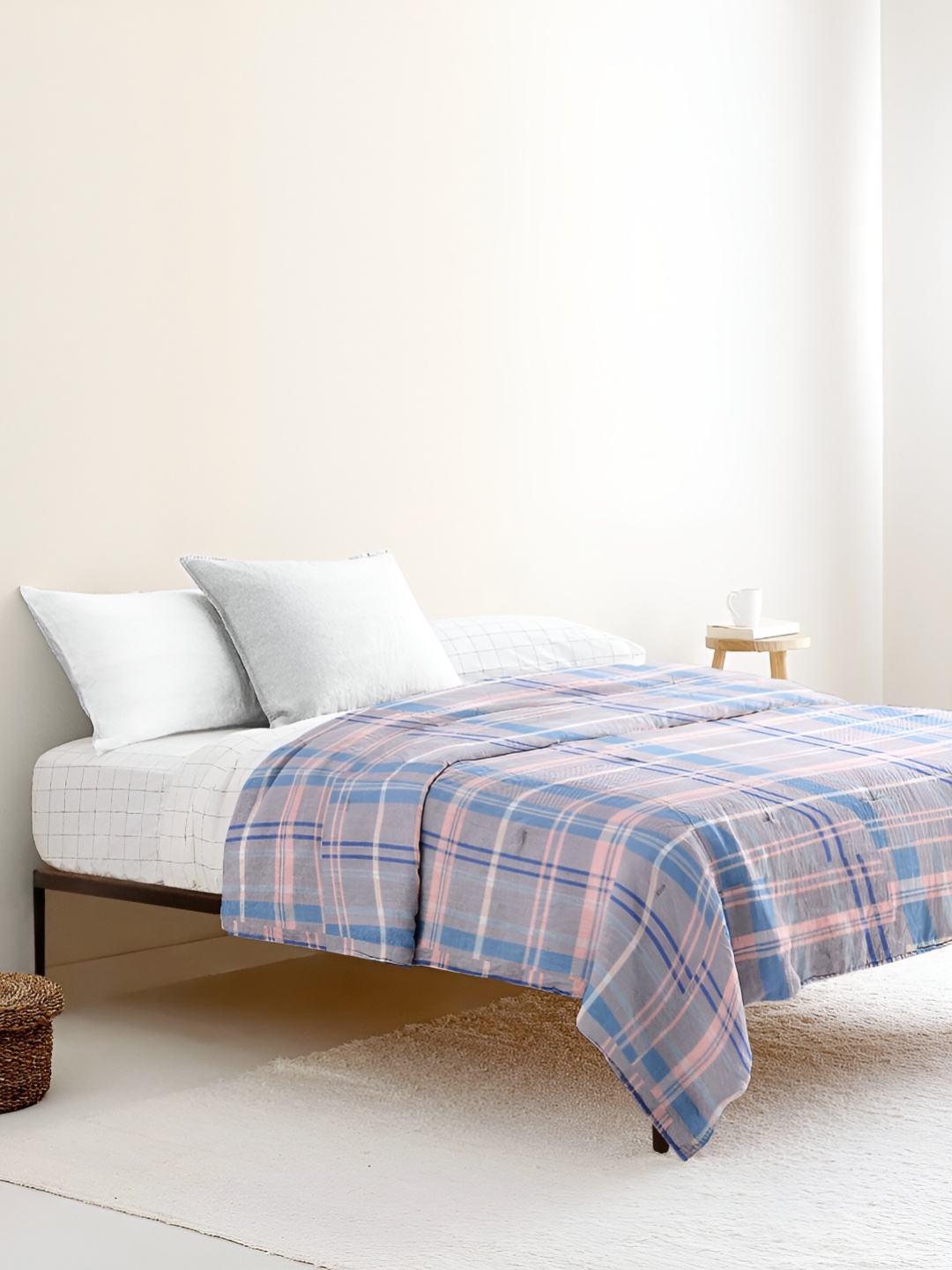 

THE BABY ATELIER Pink & Blue Checked Cotton AC Room 350 GSM Single Bed Quilt