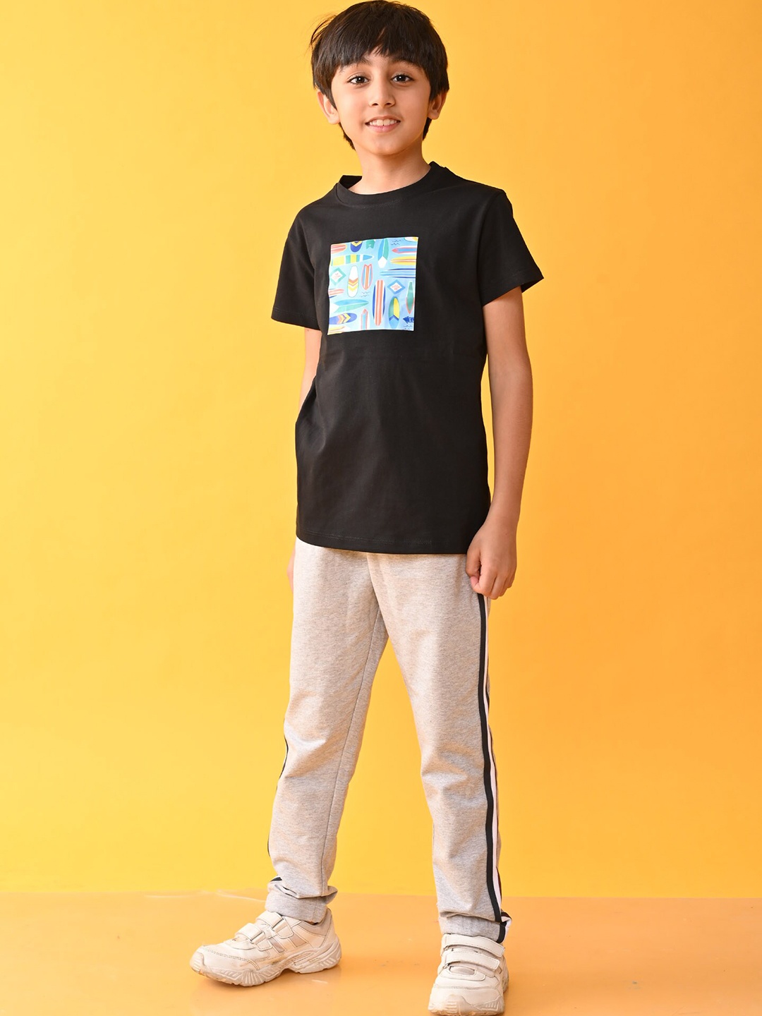 

Anthrilo Boys Printed Pure Cotton T-shirt with Trousers, Black