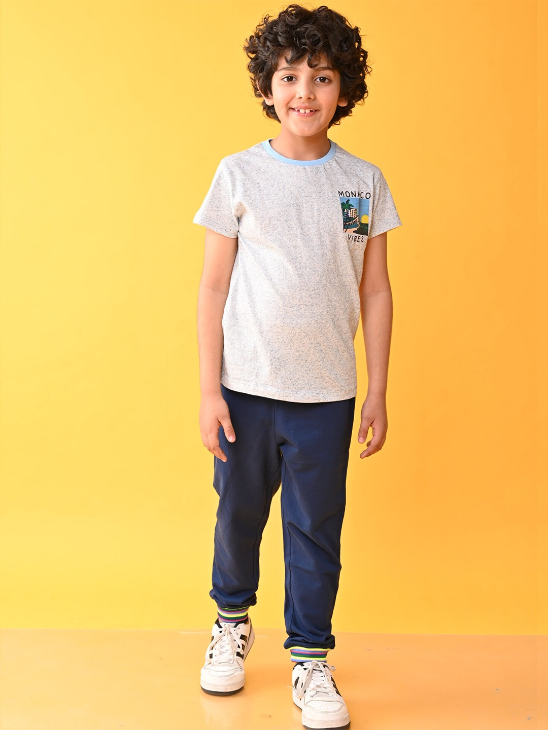 

Anthrilo Boys Printed T-shirt with Trousers, Pink