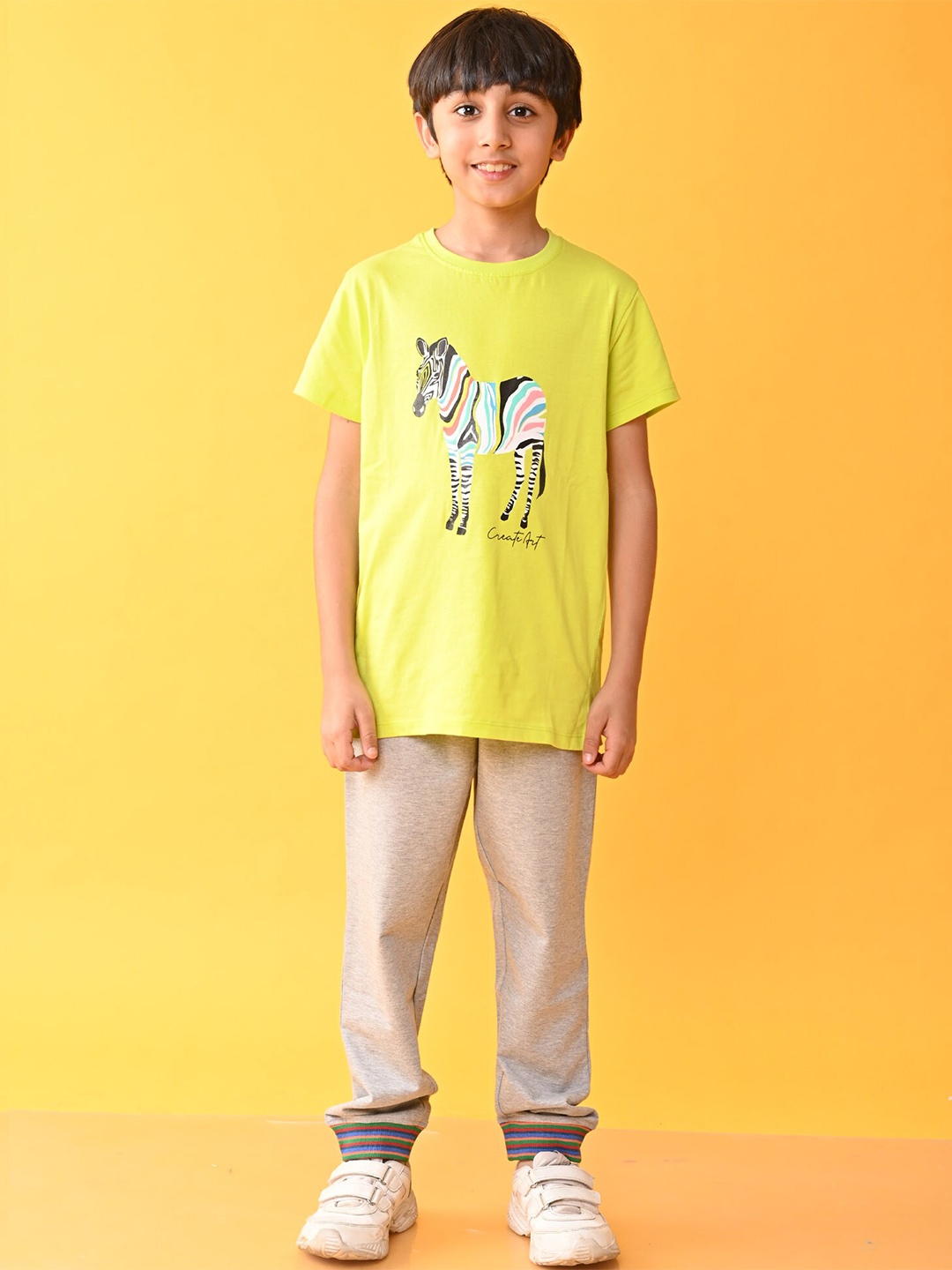 

Anthrilo Boys Printed Pure Cotton T-shirt with Trousers, Yellow