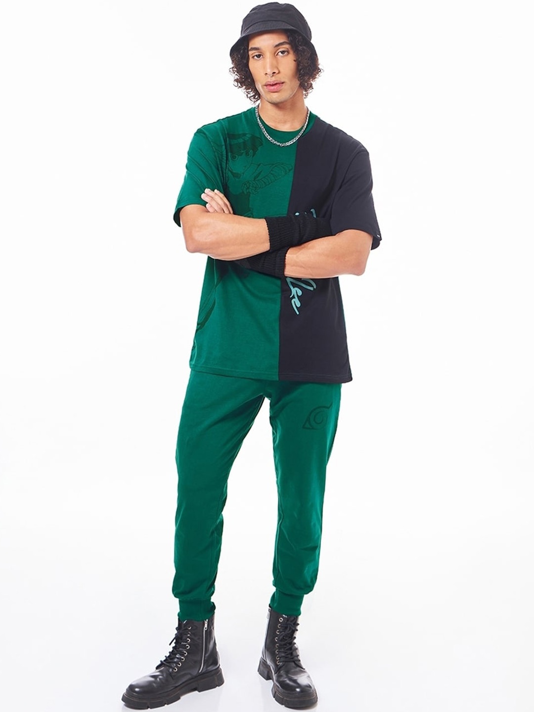 

Bewakoof Rock Lee Graphic Printed Oversized T-shirt & Joggers Co-Ords, Green