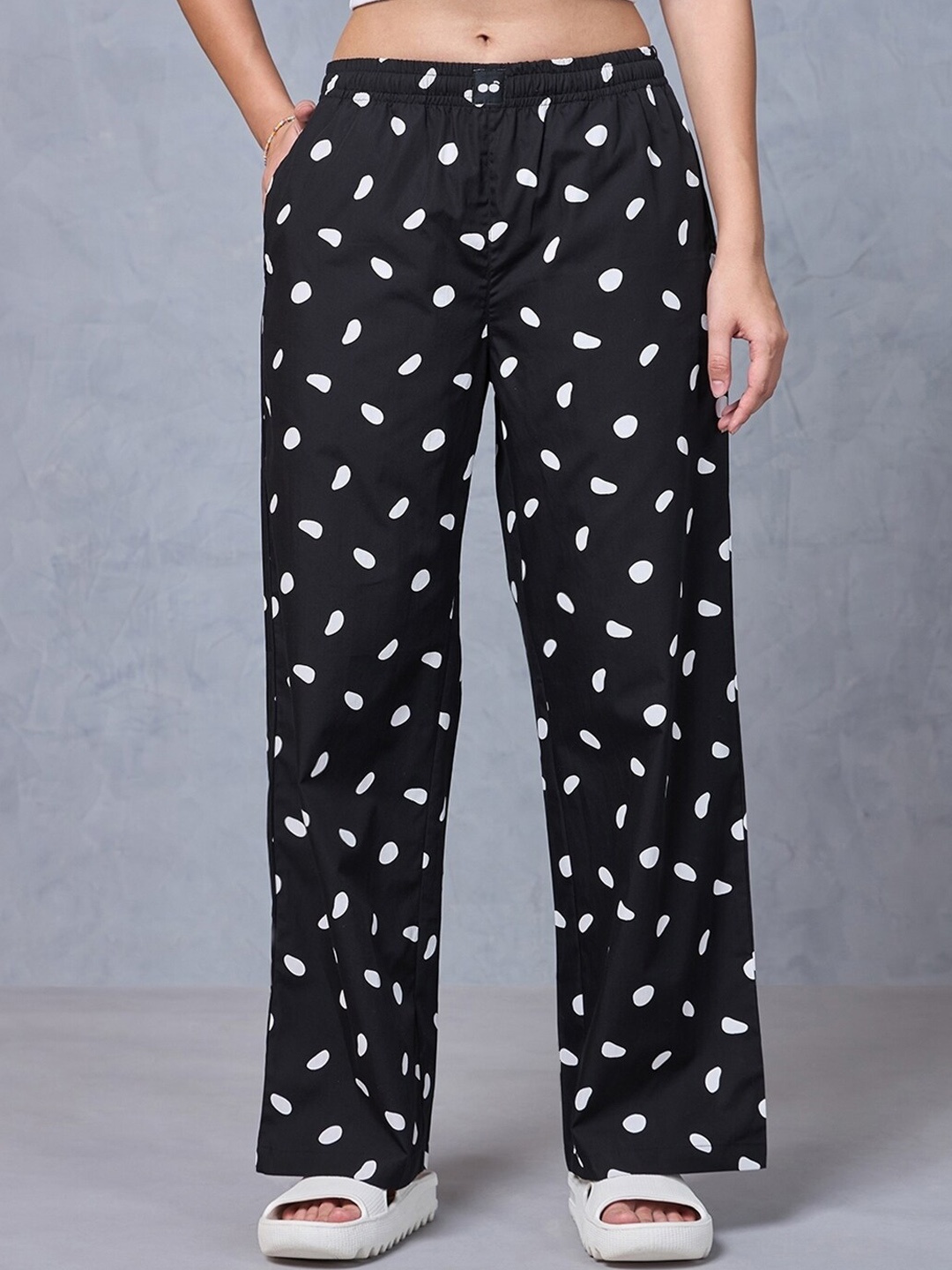 

Bewakoof Women All Over Printed Wide Leg Pyjamas, Black