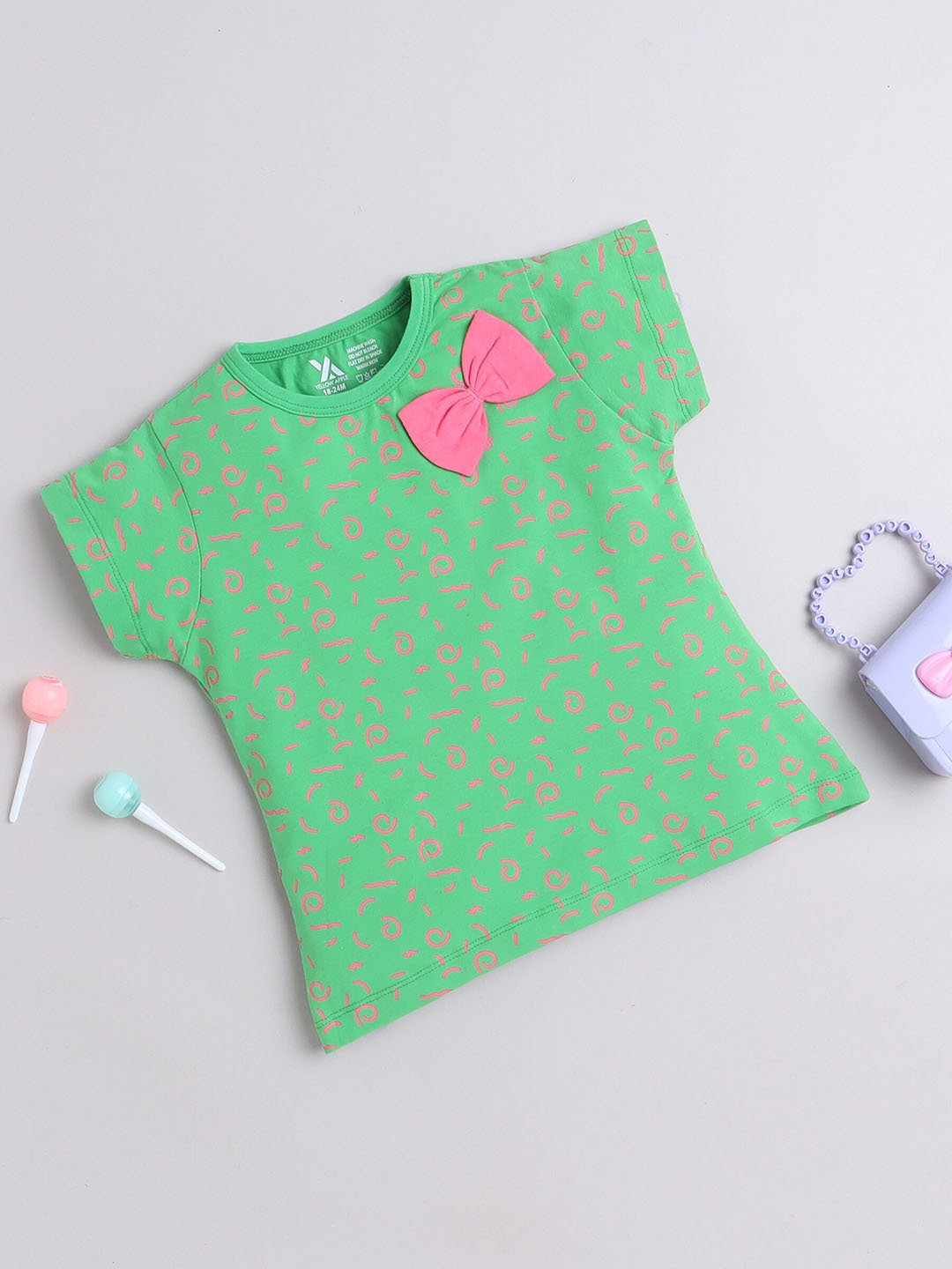 

Yellow Apple Girls Conversational Printed Cotton T-shirt, Green