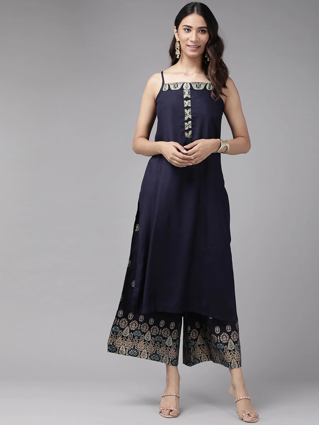 

KALINI Ethnic Motifs Printed Straight Kurta with Palazzos, Navy blue