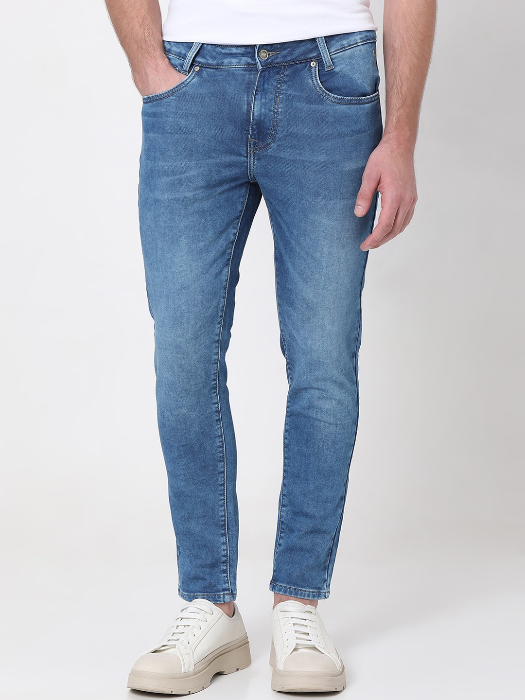 

Mufti Men Mid-Rise Tapered Fit Heavy Fade Stretchable Jeans, Blue