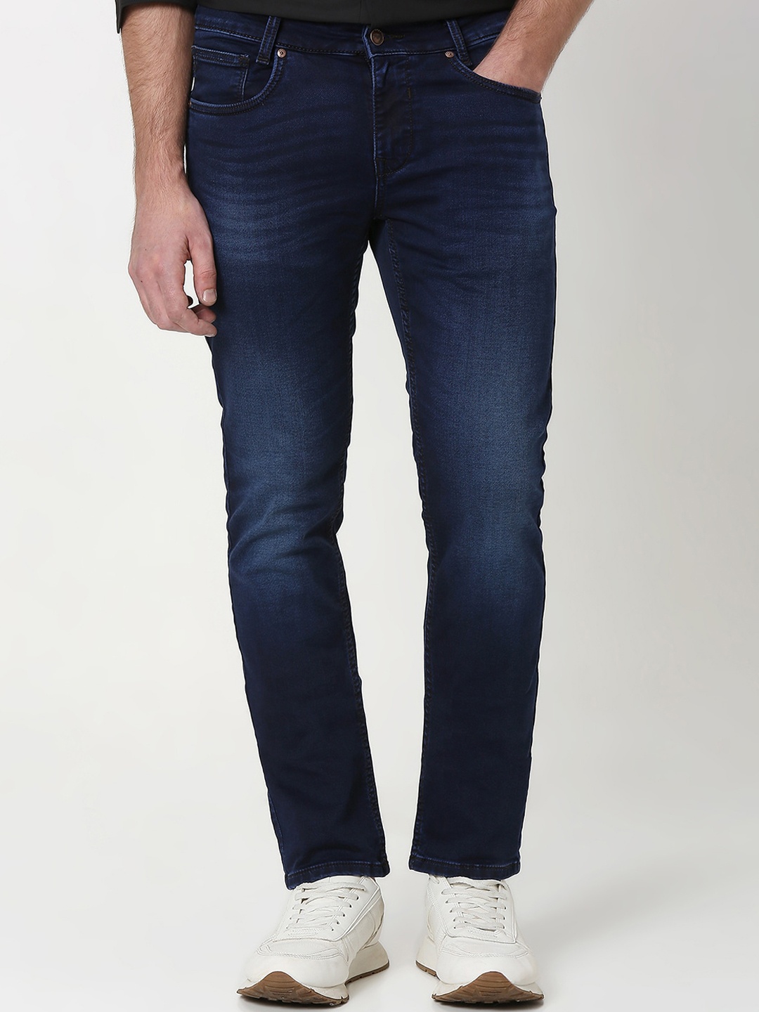 

Mufti Men Slim Fit Light Fade Stretchable Jeans, Navy blue