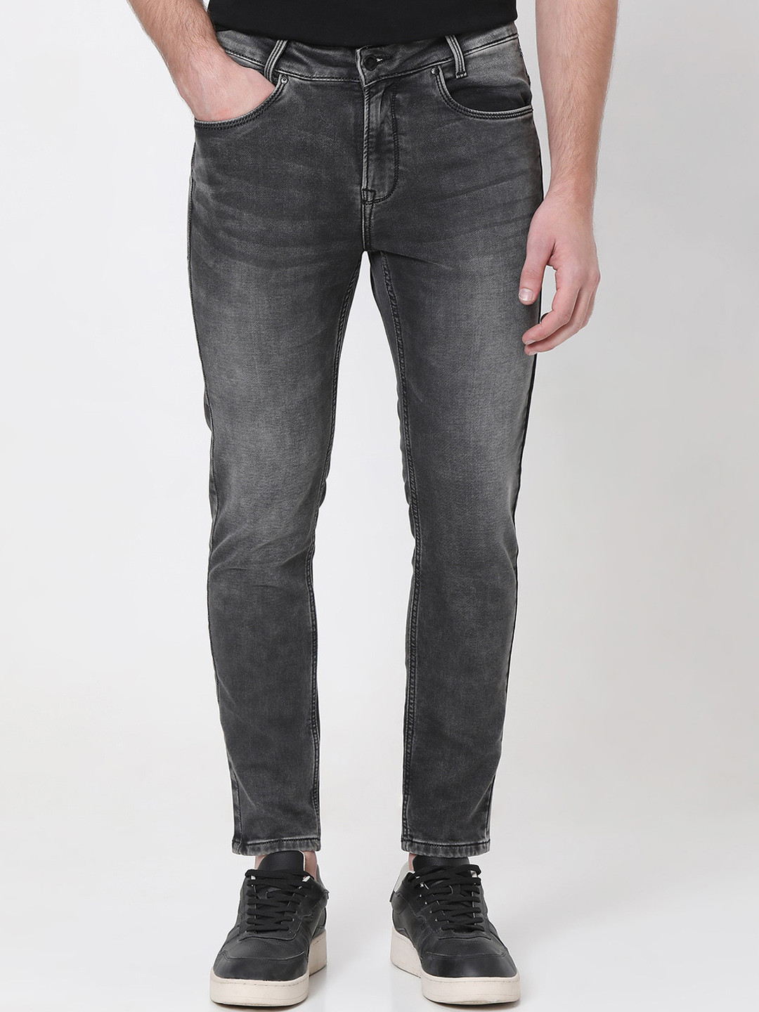 

Mufti Men Mid-Rise Tapered Fit Heavy Fade Stretchable Jeans, Grey