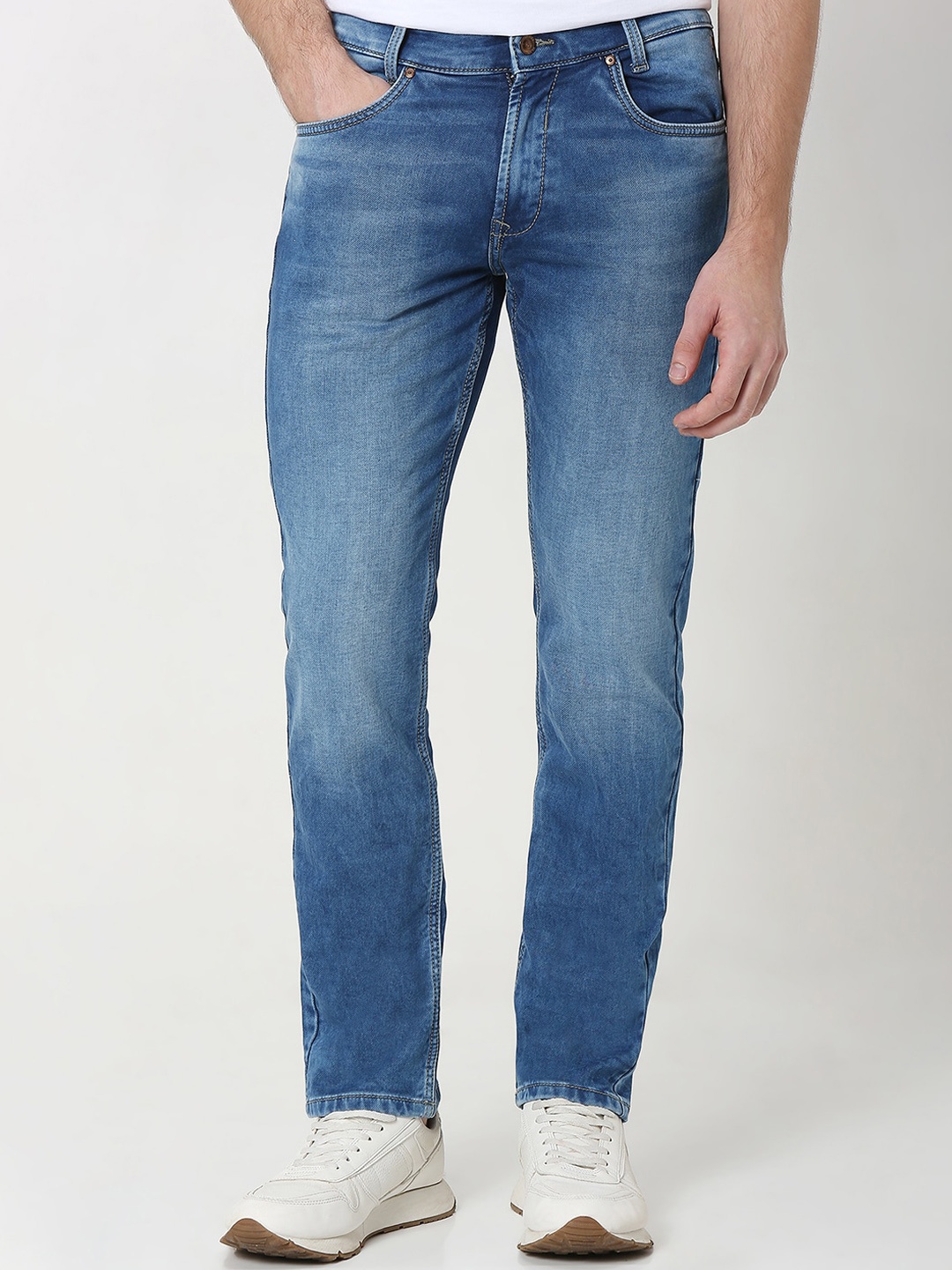 

Mufti Men Straight Fit Heavy Fade Clean Look Stretchable Jeans, Blue
