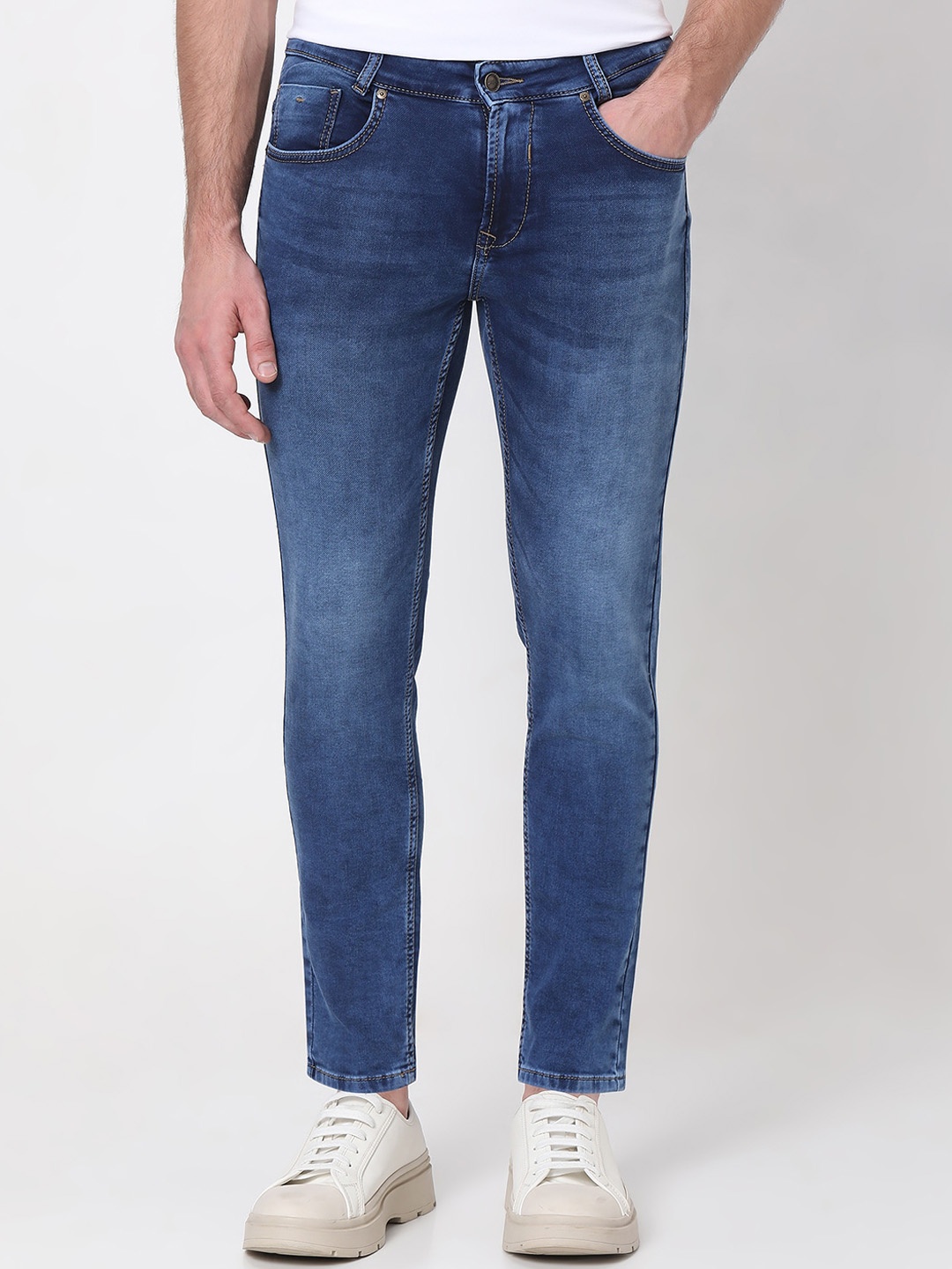 

Mufti Men Mid-Rise Tapered Fit Light Fade Jeans, Blue