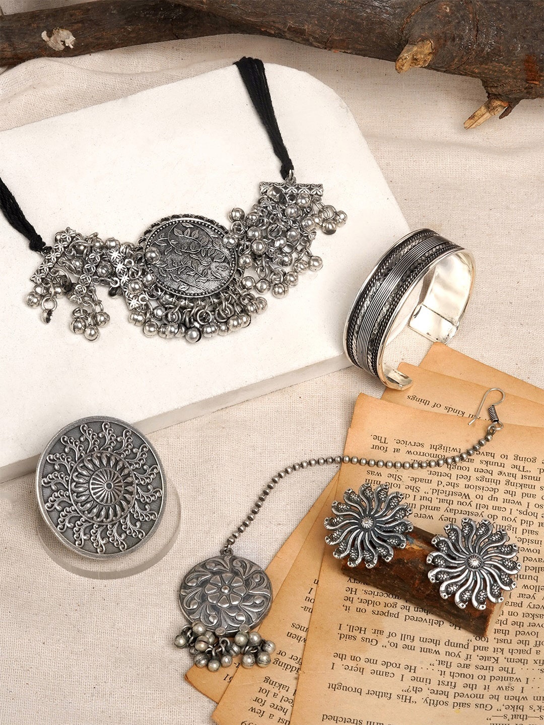 

TEEJH Silver-Plated Jewellery Set