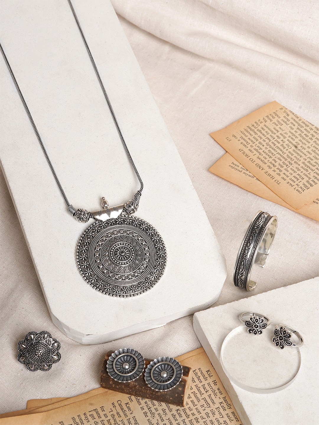 

TEEJH Silver-Plated Oxidized Textured Jewellery Set