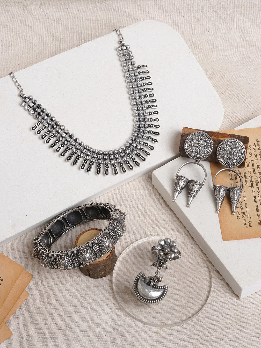 

TEEJH Kakatiya Silver-Plated Oxidized Jewellery Set