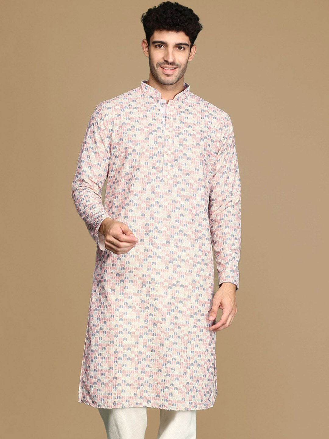 

Sanwara Ethnic Motifs Printed Sequinned Pastel Mandarin Collar Straight Kurta, Pink