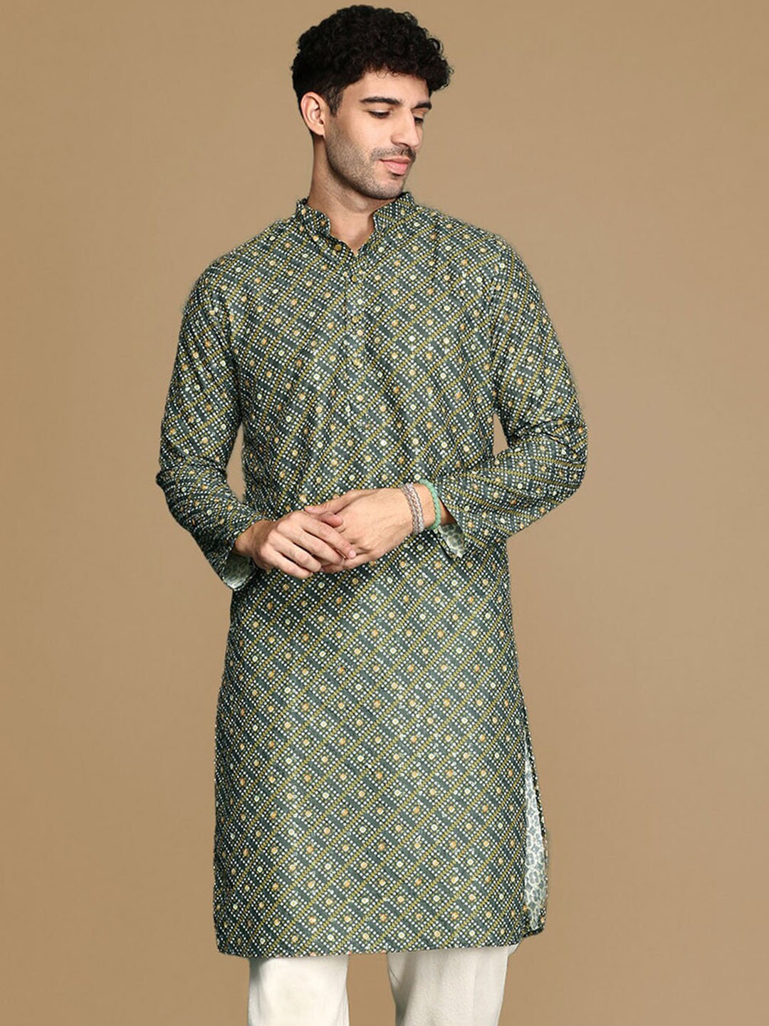 

Sanwara Geometric Printed Mandarin Collar Long Sleeves Straight Kurta, Green